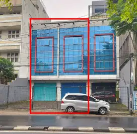 Ruko 3 lantai kebon jeruk dekat kemandoran Jakarta Barat