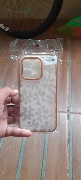 Jual casing iphone 14 warna emas gak bisa jauh-jauh