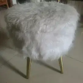 Edisi beberes, jual Kursi studio stool lucu 300rb.