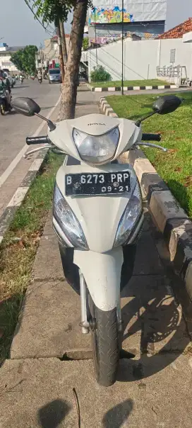 Honda spacy 2011