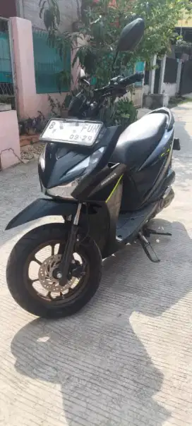 Honda Beat Street 2024 Pajak Panjang