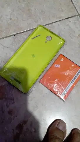 Baterai dan casing belakang xiaomi redmi note 2