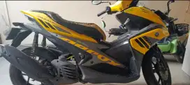 Yamaha Aerox 155 km rendah