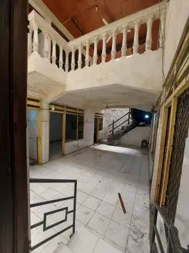Rumah depan jalan kembar utk Dagang Jl. Raya Manyar, Surabaya, JATIM