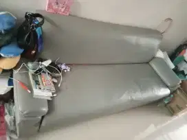 Dijual sofa bekas berkualitas