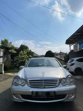 C240 2005 Automatic