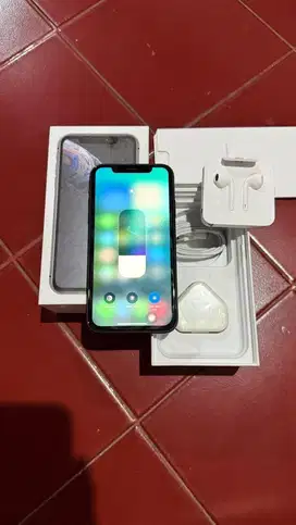 Dijual Iphone Xr Black 128GB Terdaftar lengkap