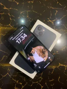 iPhone 13 128 midnight