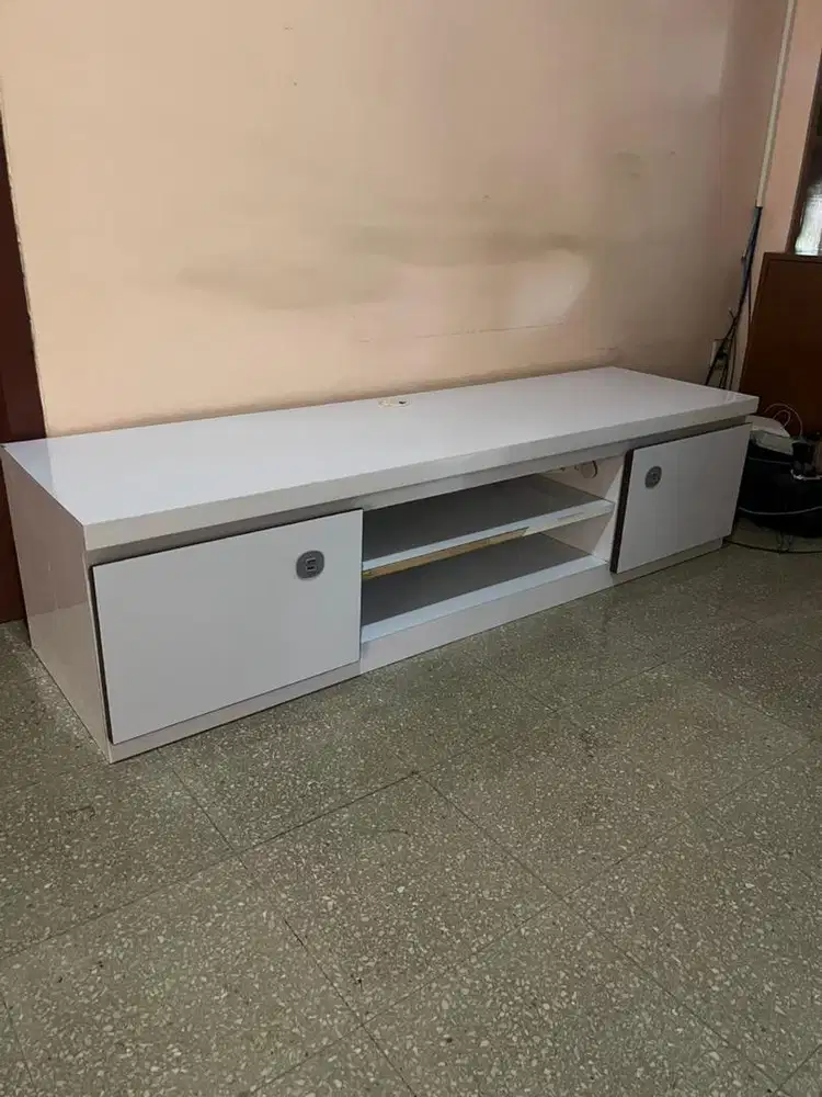 meja tv buffet panjang