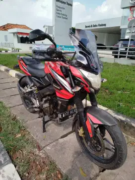 Kawasaki pulsar 200 ns 2014