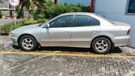 Dijual Mobil Antik Mitsubishi Galant Hiu