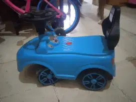 Mobil mobilan anak