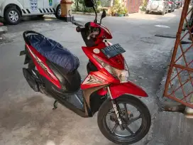 Honda beat esp 2016 warna merah