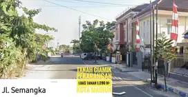 DIJUAL Tanah Pekarangan, Tengah KOTA MADIUN Jl. Semangka