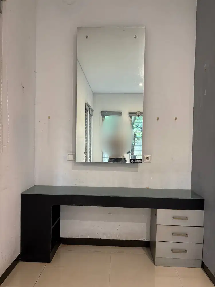 JUAL CERMIN RIAS BESAR