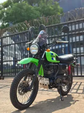 Kawasaki w175tr 2022