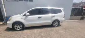 Nissan Grand livina 2012 Bensin
