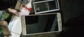 Samsung J5(minus batre kembung aja)