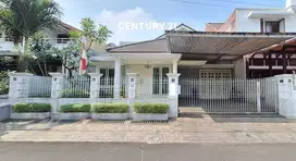 Rumah siap huni ,aman, one gate system dijual area Bintaro Jaksel