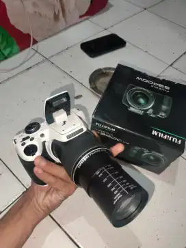 CAMERA SLR FUJIFILM FINEPIX S9400W