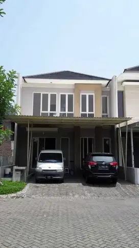 Dijual Rumah  Royal Residence Greenwich