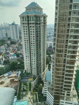 Disewakan Apartemen Batavia Tipe Penthouse 4 BR - Benhil