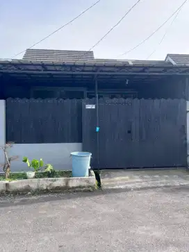 Jarang ada Rumah idaman cluster buana taman sari raya