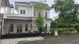 Dijual Rumah Posisi Hook Tingkat 2 Lantai Siap Pakai Di Papandayan Smg