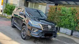 [ TANGAN PERTAMA ] Toyota Fortuner VRZ GR Sport Kicksensor 2022/2023