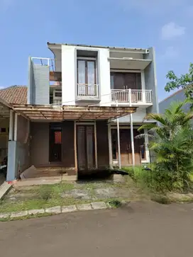 Rumah 2 lantai Siap Huni di Taman Kenari Nusantara Cibubur