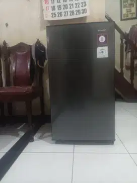 Kulkas 1 pintu merk sharp