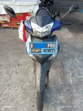 Supra X 125 Helm In tahun 2011 (Karbu)
