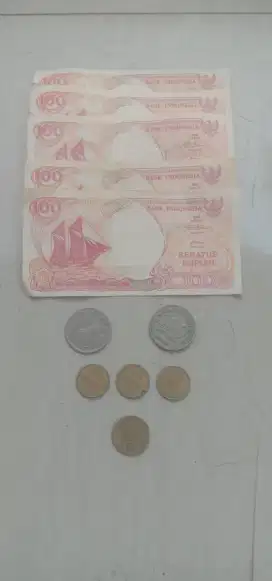 uang logam dan uang kertas kuno