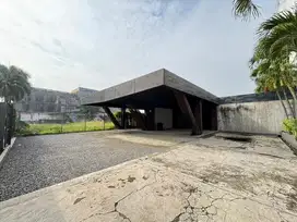 FOR SALE Tanah + Bangunan ex Cafe di Mainroad Jendral Sudirman Bandung