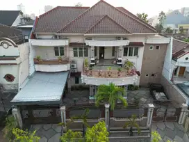 RUMAH MEWAH 2 LANTAI FURNISH DI PENGAYOMAN