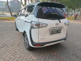 Sienta V Manual bisa TT Mobil