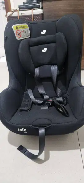 Carseat JOIE C0902 sesuai gambar