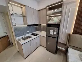 Disewakan APT Anderson studio full furnish lantai 10 Pakuwon mall