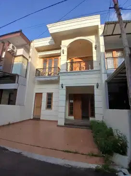 Dijual 1 Unit Rumah baru Dalam Cluster Pasar Minggu