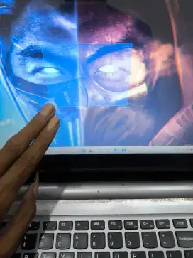 LENOVO Z400-V18 TOUCHSCREEN  [RAM 8GB+SSD+HDD + VGA NVIDIA ]