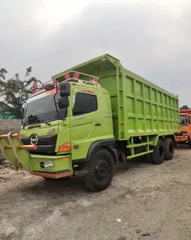 Truk Dump Hino 500 Thn 2022