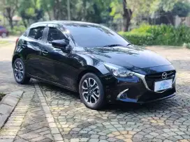 MAZDA 2 R AT 2019 KM 60K