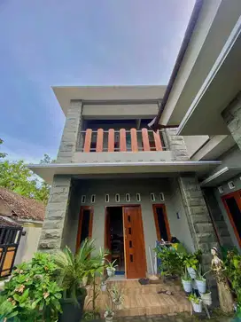 RUMAH 2 LANTAI PALING MURAH DEKAT PASAR GODEAN GODEAN