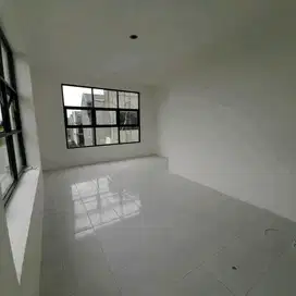 Ruko Royal Residence Serenade Surabaya Area Strategis Murah Lie.A069