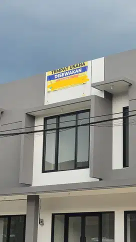 Disewakan Ruko Pinggir Jalan Raya – Pondok Bambu, Jakarta Timur