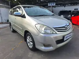 DP 5% Toyota Kijang Innova 2.0 G Luxury Bensin-AT 2010 SBP