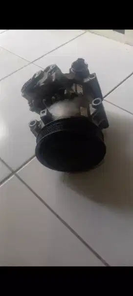 Compressor ac Altis 2011