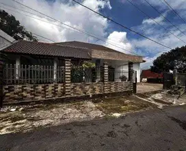 Dijual Villa Tretes Pasuruan