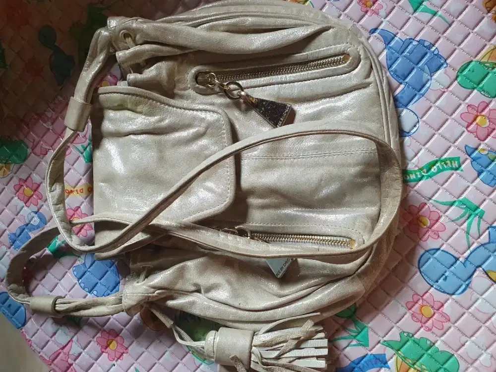 Dijual tas sling see by chloe