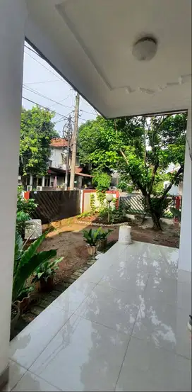 Jual Rumah Hook tanah luas komplek nyaman bebas banjir Pamulang